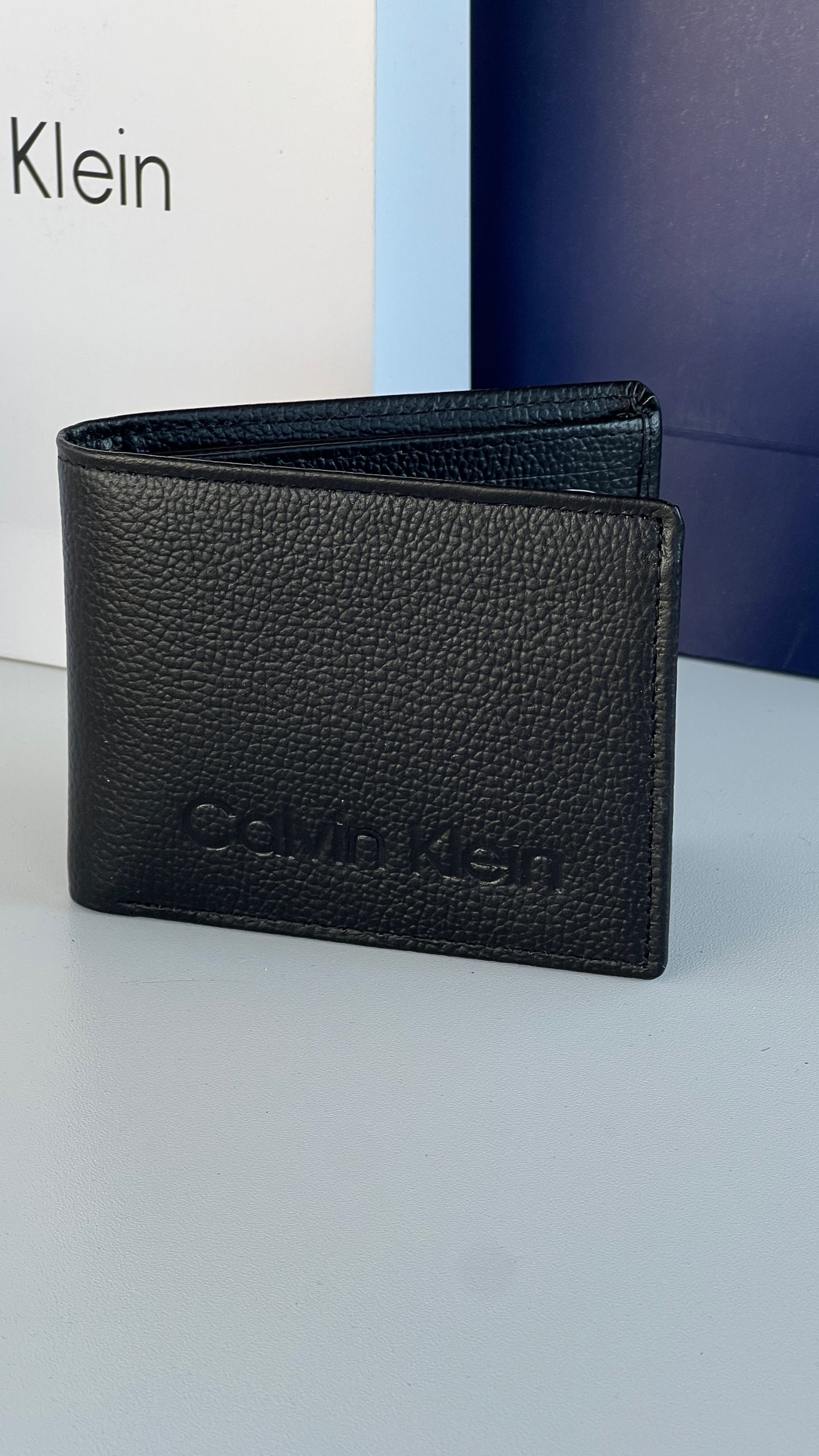 Calvin Klein Leather bifold Wallet – Premium Gift Packaging Included