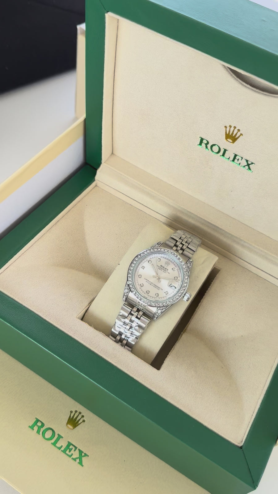 Rolex Oyster Perpetual metal Watch – with Standard Gift Box Packaging