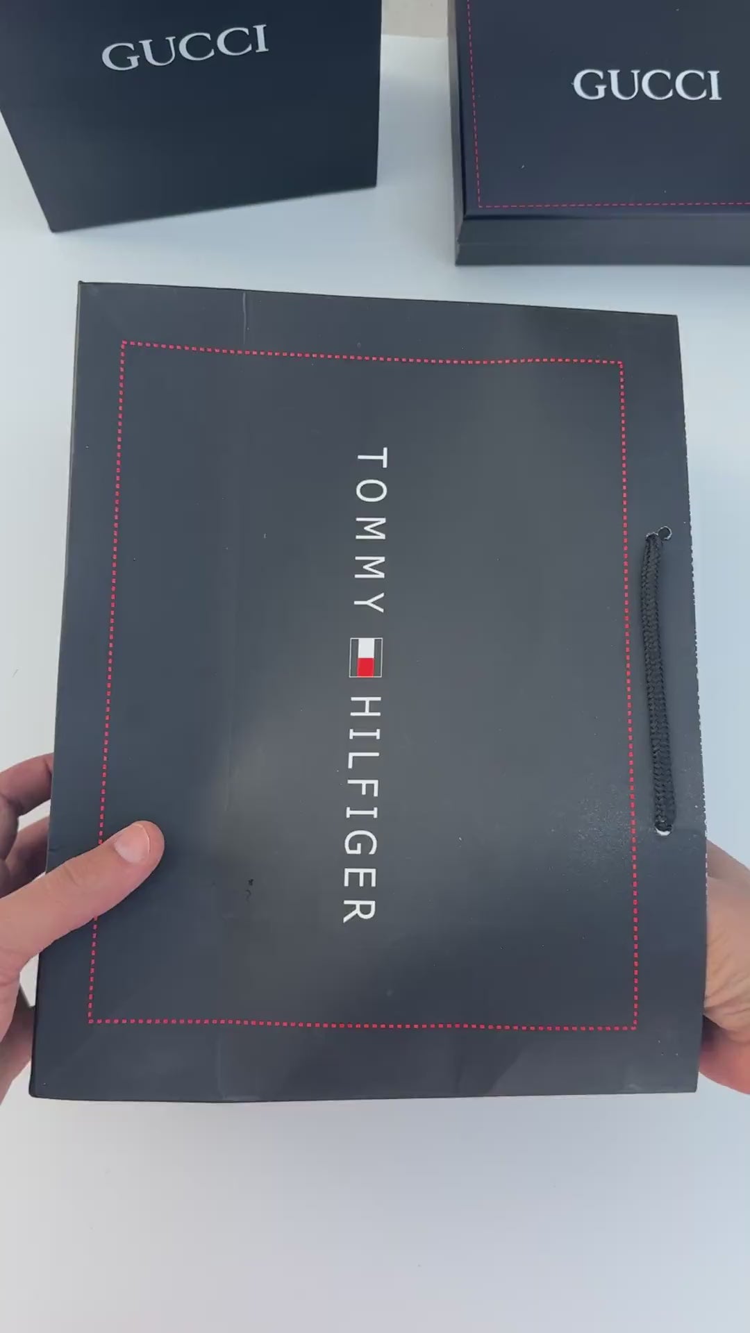 Tommy Hilfiger Leather Handbag – Premium Handbag with Gift Packaging