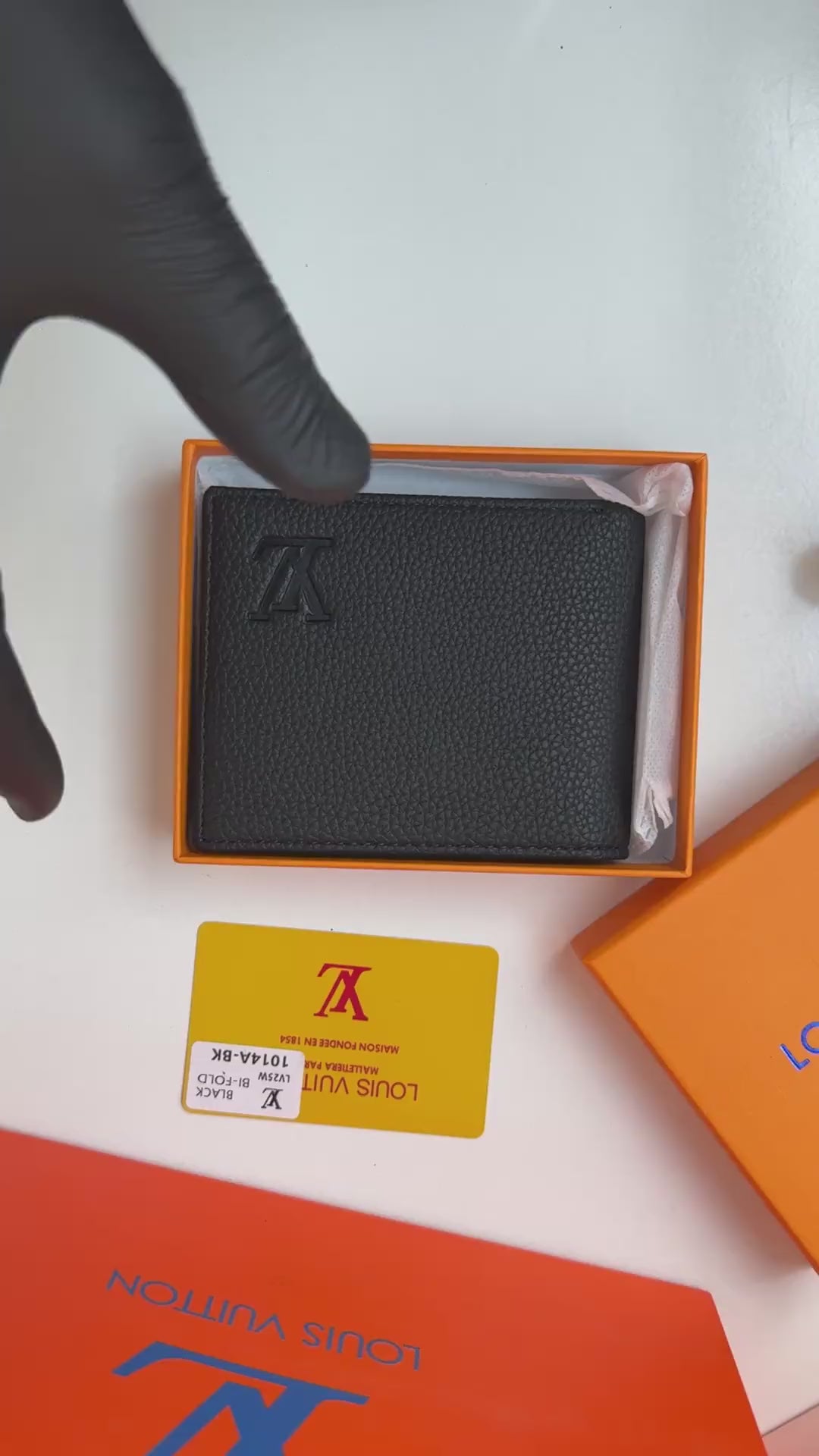 Louis Vuitton Wallet & Automatic Belt Set – Premium Gift Set with Box & Bag