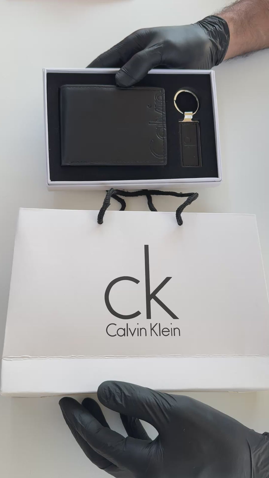 Calvin Klein Wallet & Key Chain Set – Leather Bifold Wallet with Gift Box & Bag