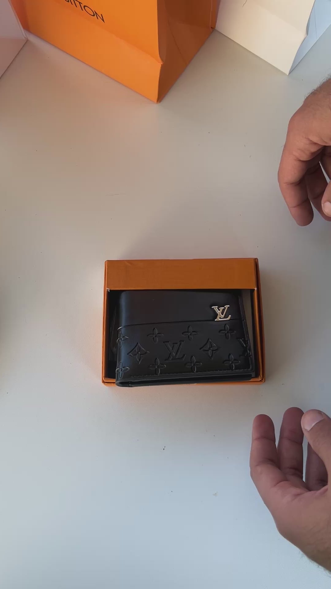 LV Leather bifold Wallet – Premium Gift Packaging Included