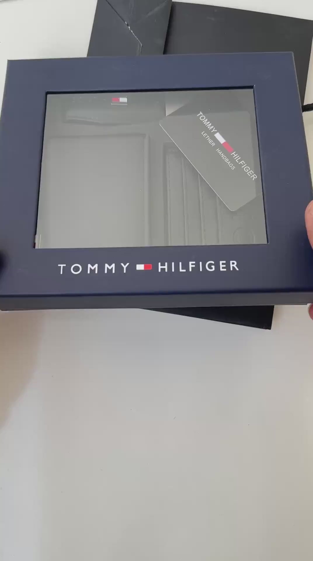 Tommy Hilfiger Wallet, Card Holder & Key Chain Set – Premium Gift Set with Box & Bag