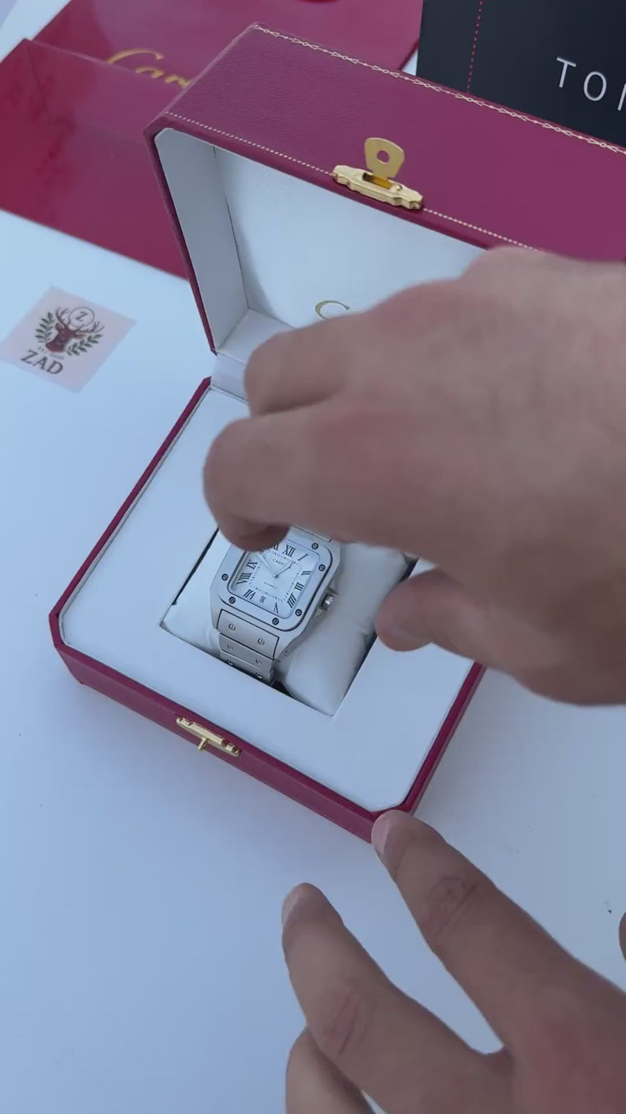 Cartier metal Watch – with Standard Gift Box Packaging