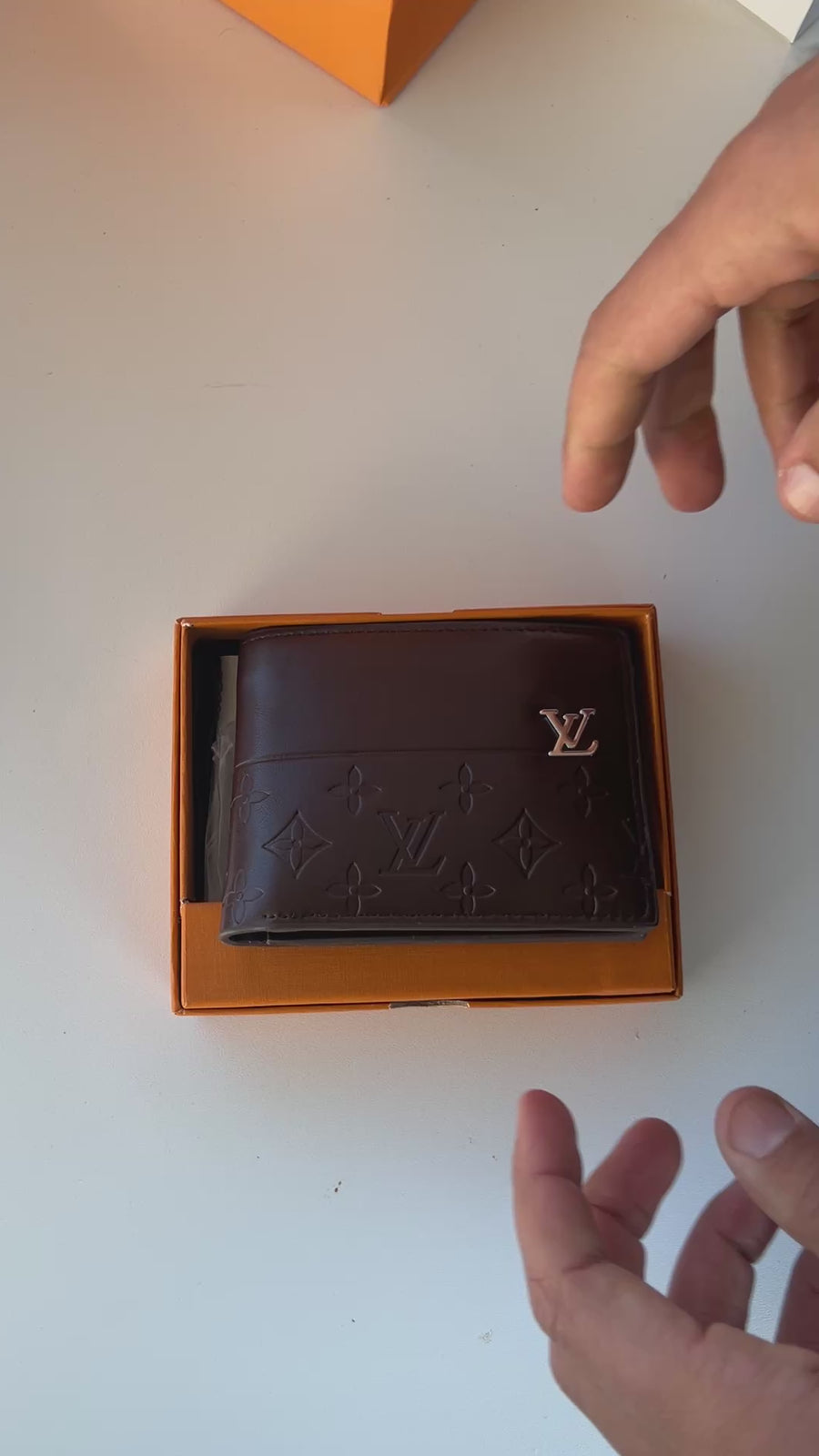 LV Leather bifold Wallet – Premium Gift Packaging Included