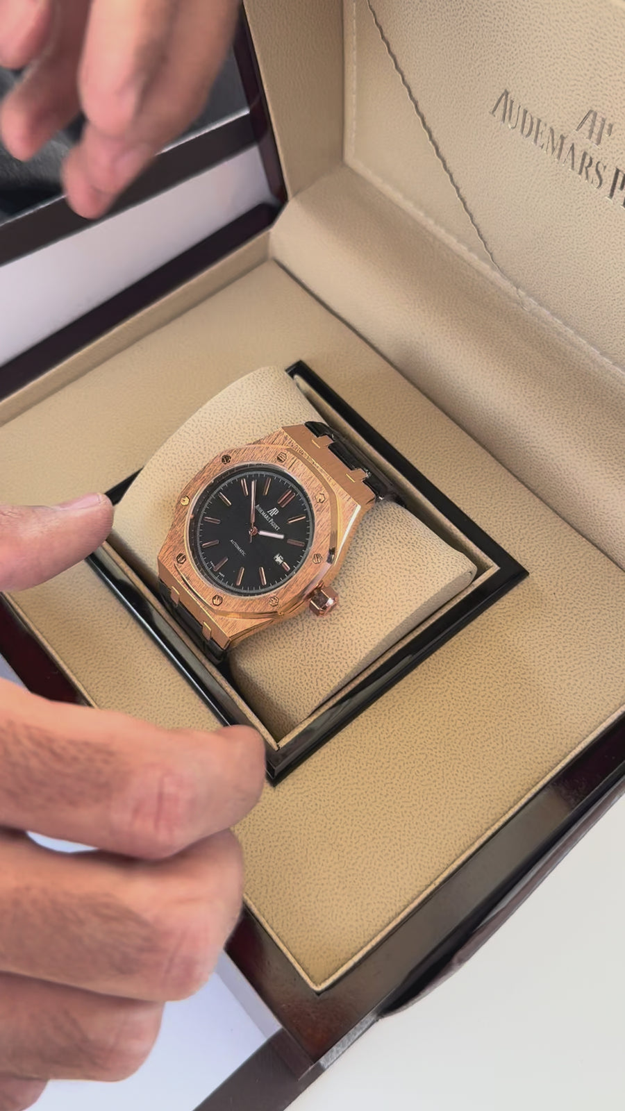 Audemars Piguet Royal Oak leather Watch – with Standard Gift Box Packaging