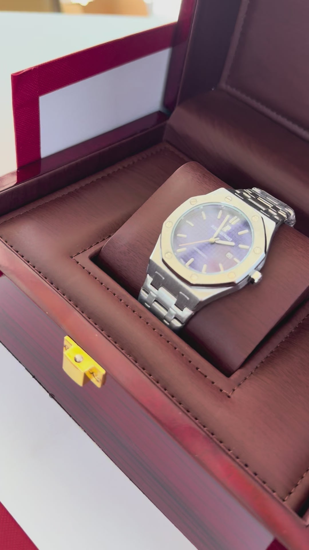 Audemars Piguet Royal Oak metal Watch – with Standard Gift Box Packaging