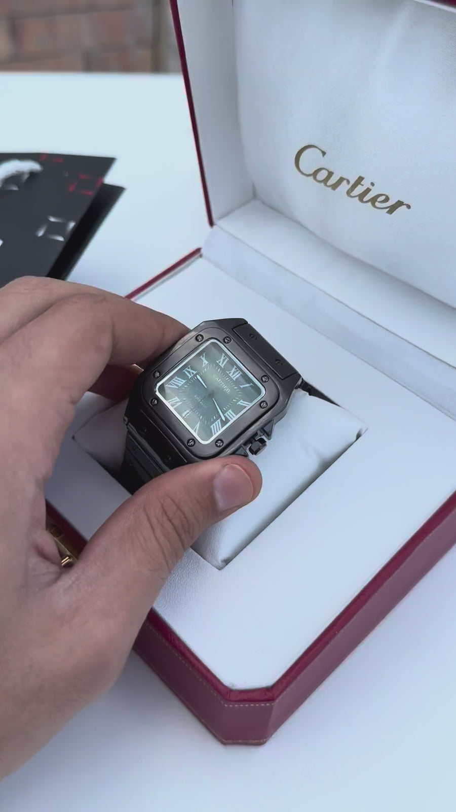 Cartier metal Watch – with Standard Gift Box Packaging