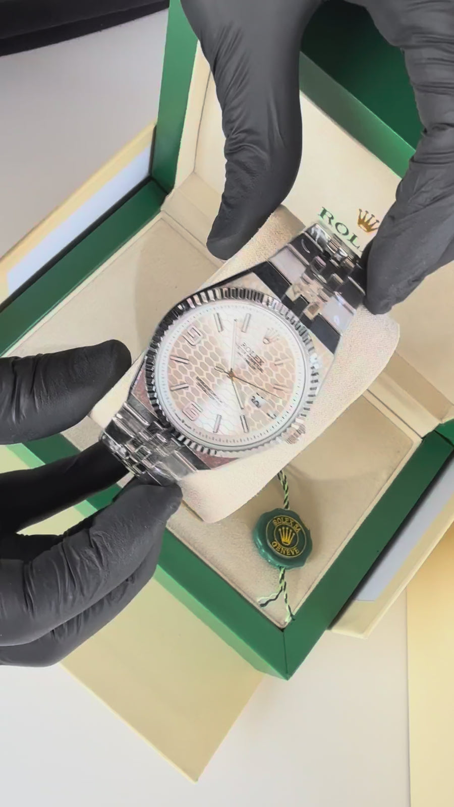 Rolex land-dweller Men's Metal Watch – Day Date Display with Standard Gift Box Packaging