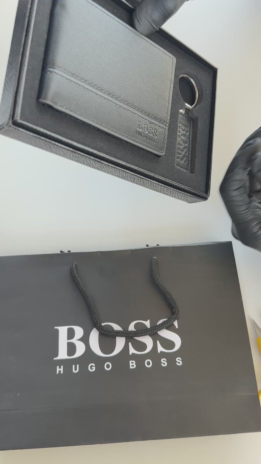 BOSS Wallet & Key Chain Set – Leather Bifold Wallet with Gift Box & Bag