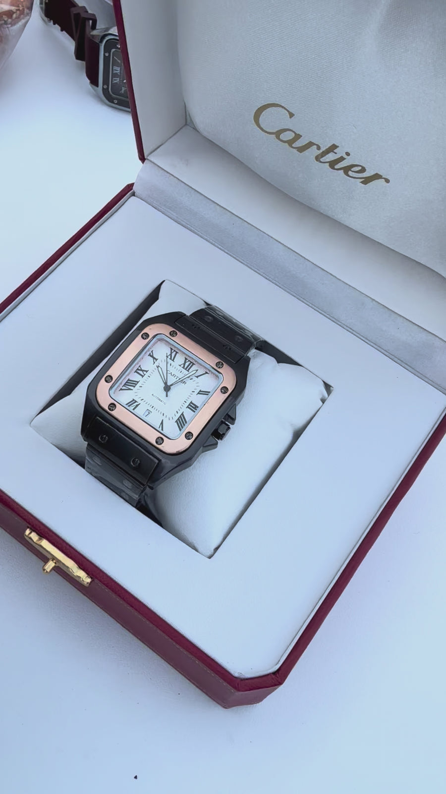 Cartier metal Watch – with Standard Gift Box Packaging
