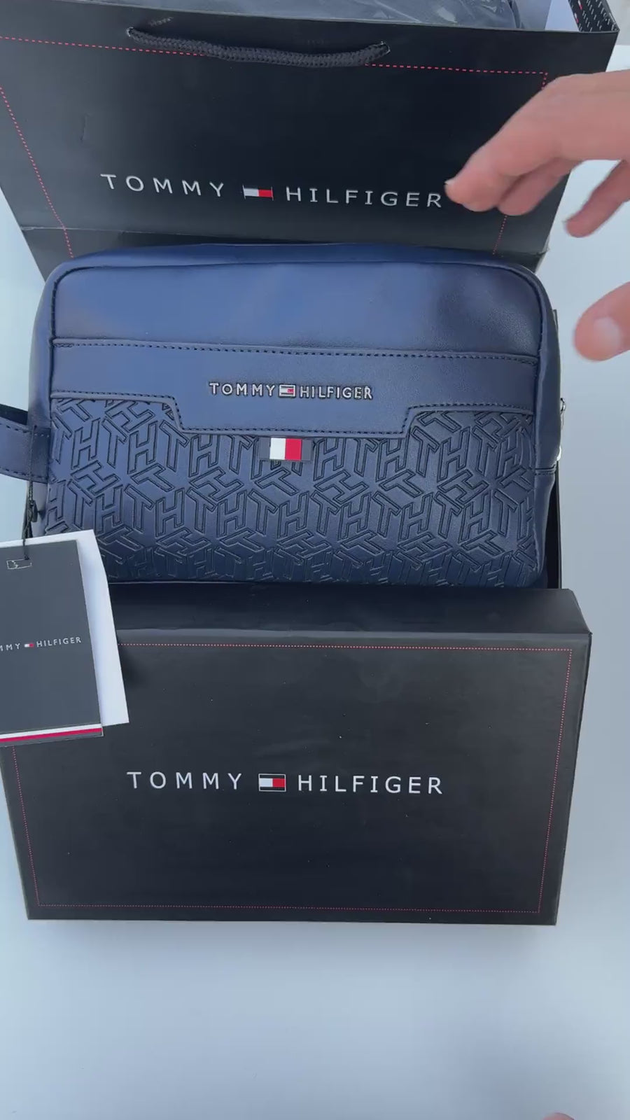 Tommy Hilfiger Leather Handbag – Premium Handbag with Gift Packaging