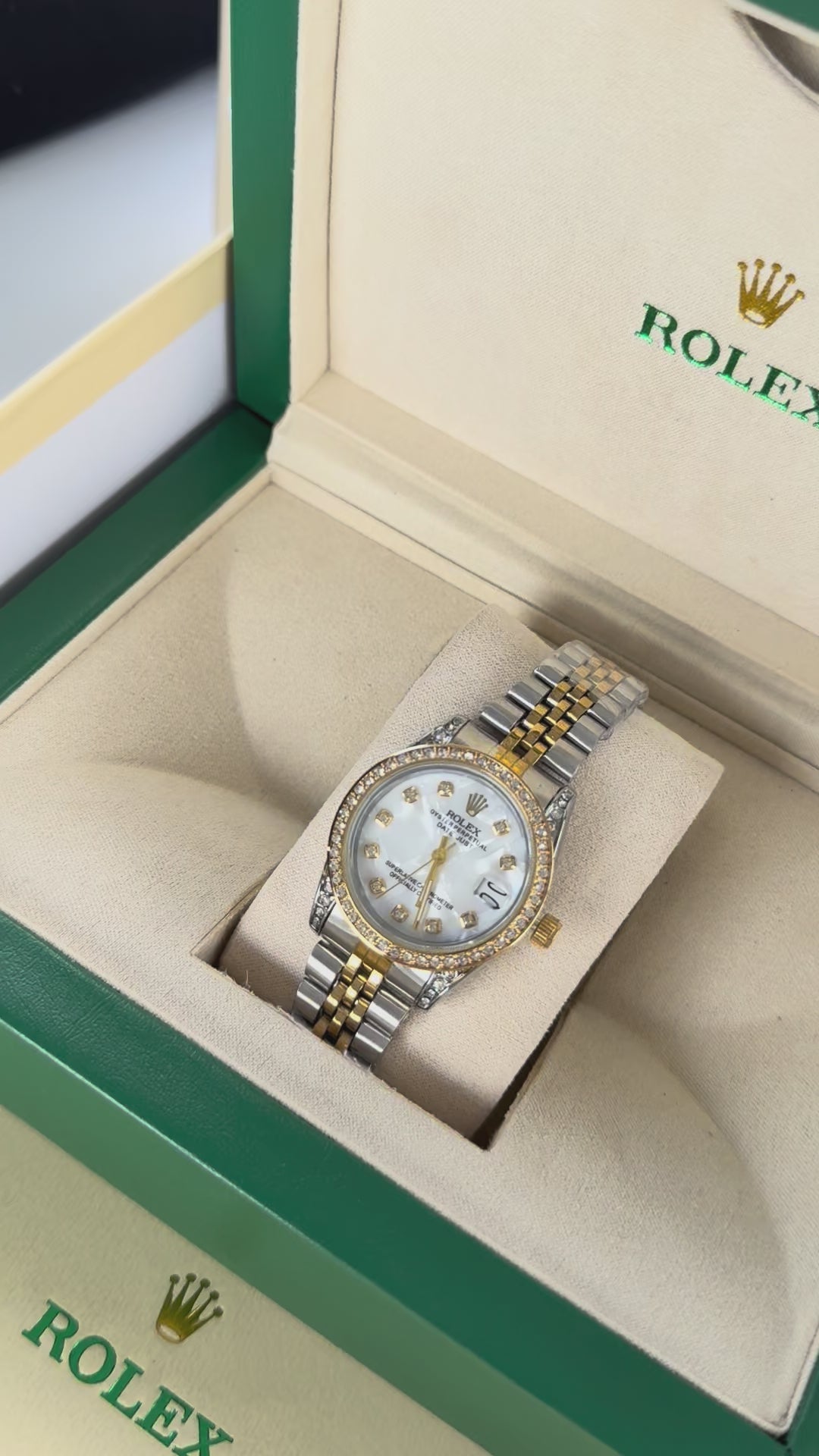 Rolex Oyster Perpetual metal Watch – with Standard Gift Box Packaging